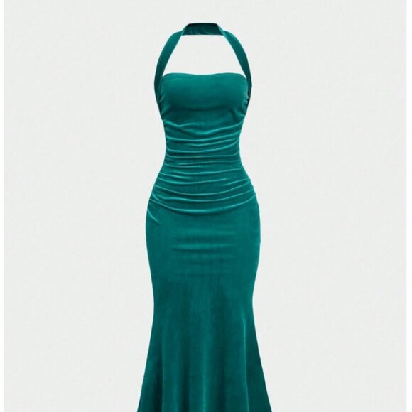 Emerald Green Velvet Halter Mermaid Dress – Ruched Bodycon Formal Gown - Picture 6 of 12